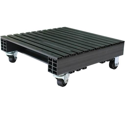 STOCKED PLASTIC PALLETS