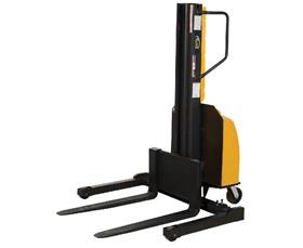 NARROW MAST STACKERS WITH POWERED LIFT